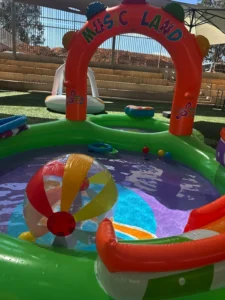 בריכת מתנפחת לקטנים