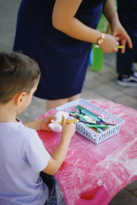 עמדת יצירה באירוע אור יהודה מתחם לב הפארק-אטרקציות לעסקים של ג'מבו הפקות