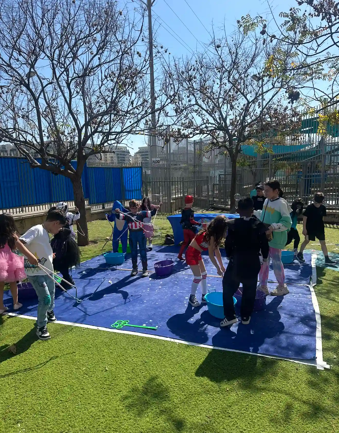 מתחם בועות לילדים אירועים קהילתיים בחג פורים